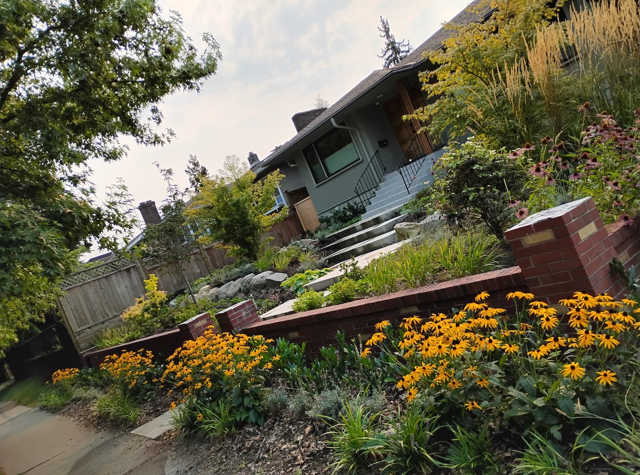Fall landscaping Vancouver landscapers green landscapers Vancouver best landscapers Vancouver